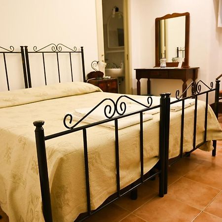 Bed & Breakfast Castello Vecchio Ragusa Buitenkant foto