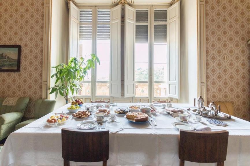 Bed & Breakfast Castello Vecchio Ragusa Buitenkant foto